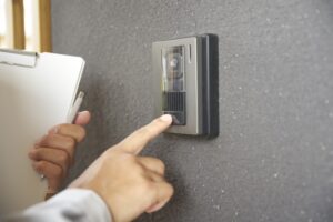 着物買取の悪質業者に注意！押し買いトラブル事例と安全な回避法を解説